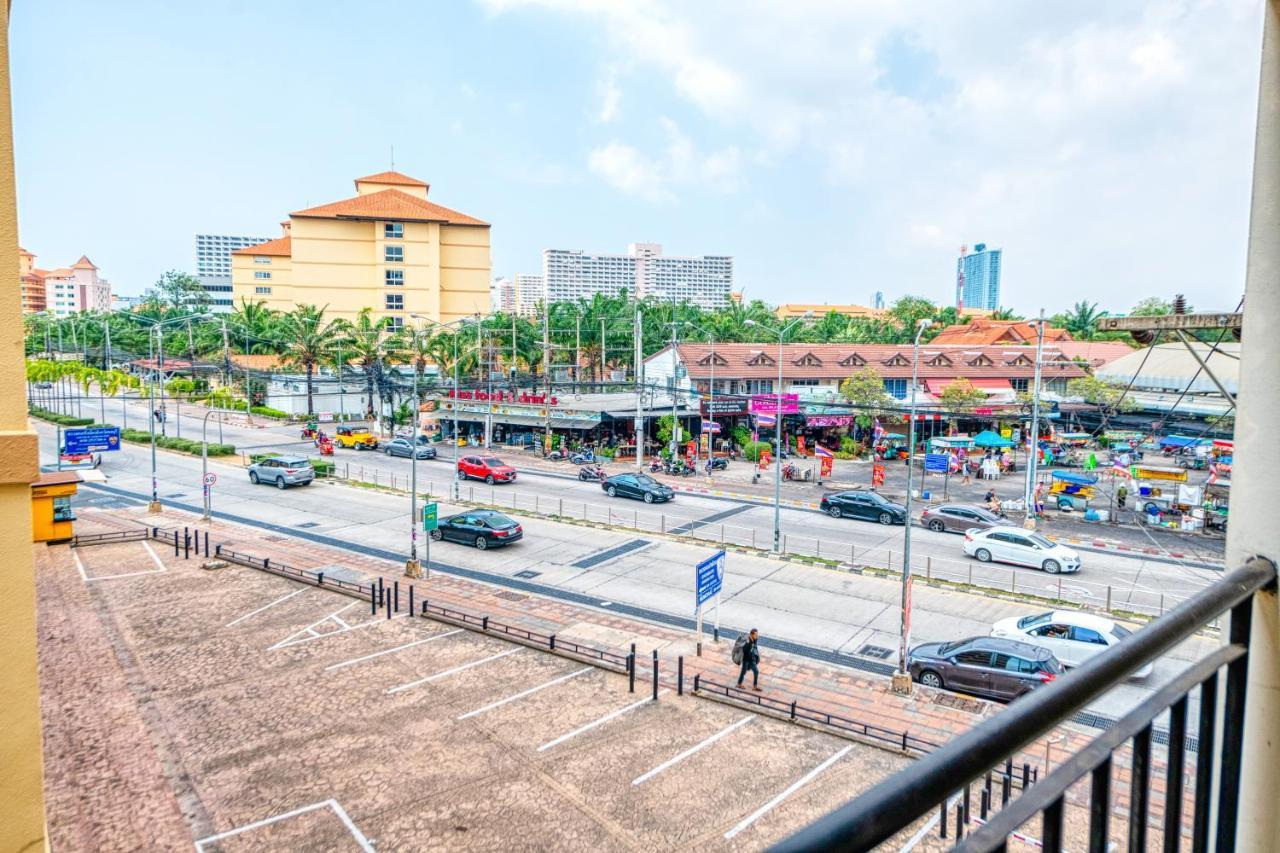 Scandia Beach Hotel Jomtien Beach Exterior foto